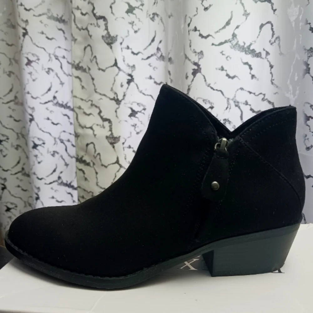 Booties - Picture 2 of 4